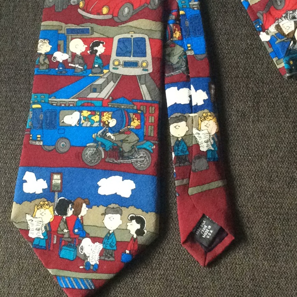PEANUTS SNOOPY SILK TIE